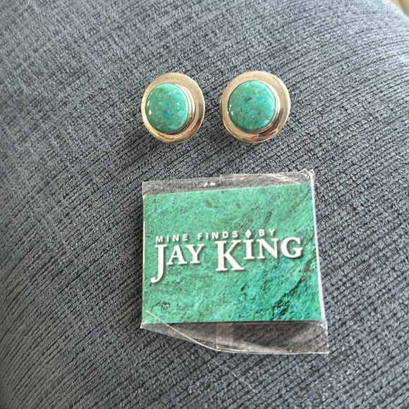 JAY KING Desert Rose Trading Sterling Silver Turquoise Button Earrings - Picture 2 of 9